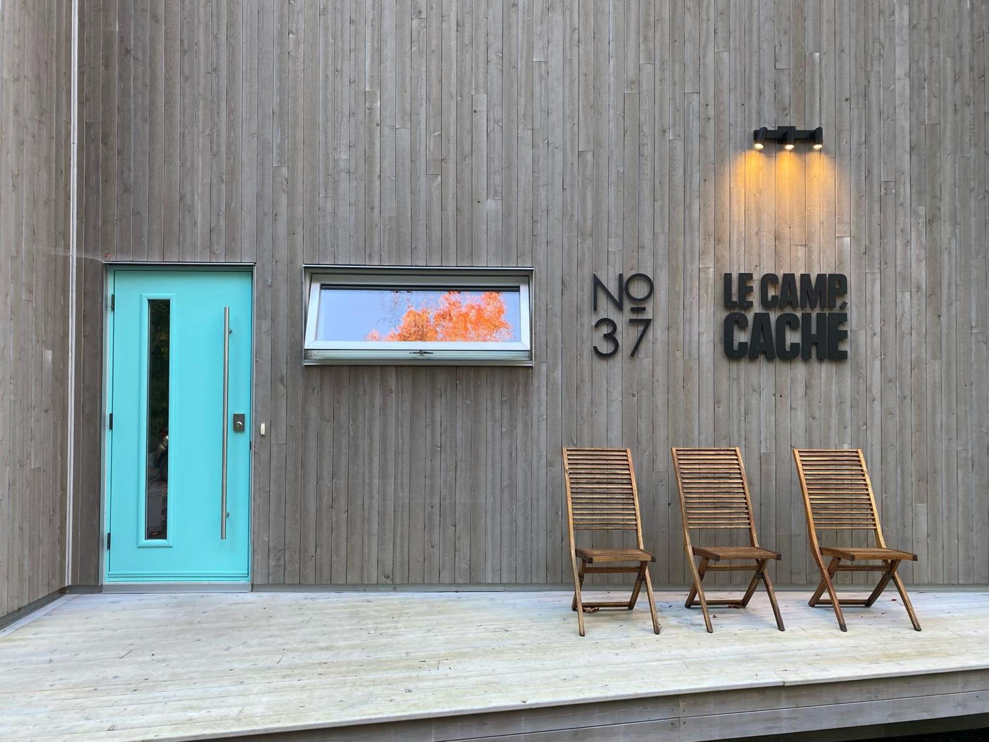 Couette-café Le Camp Cache